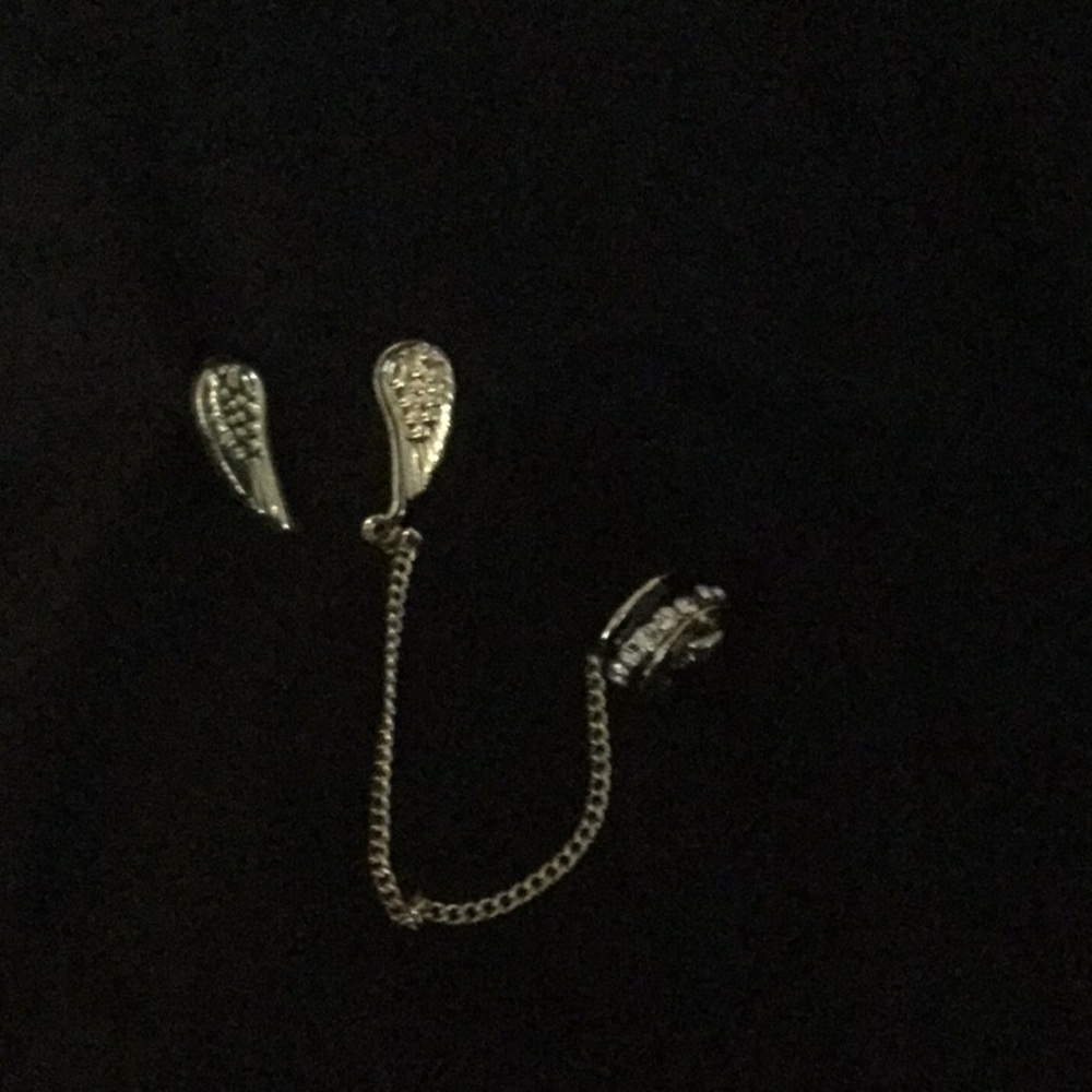 Angel wings earrings with cuff